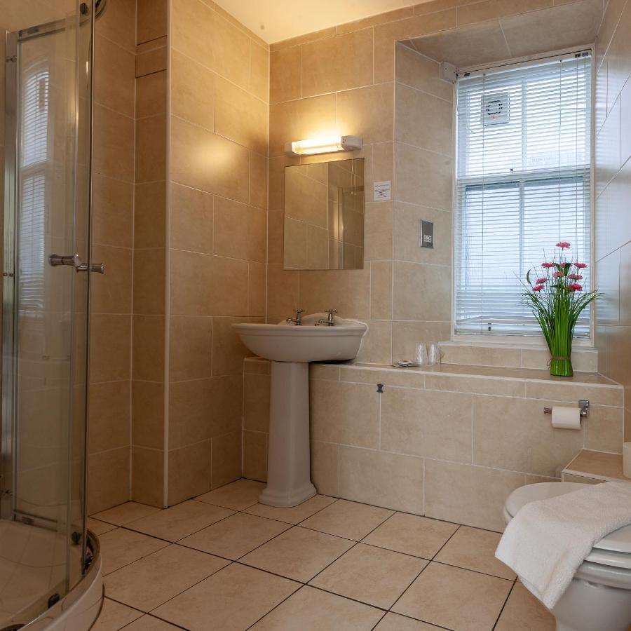 Rooms At Ravenous Beastie South Queensferry Buitenkant foto